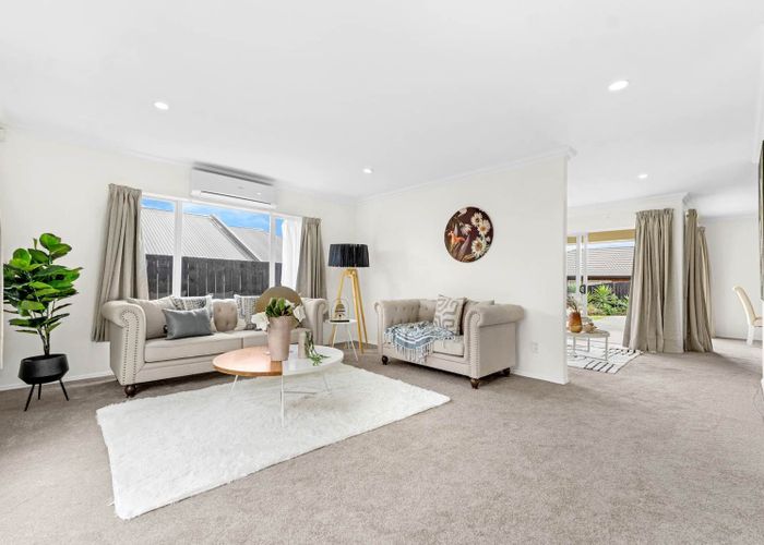  at 3 Lake Panorama Drive, Henderson, Waitakere City, Auckland