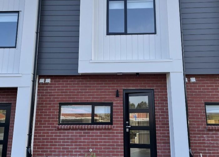 at 7 Fantail Place, Avondale, Auckland City, Auckland