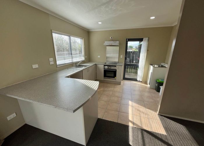  at 42A Beaumonts Way, Manurewa, Manukau City, Auckland
