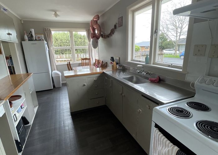  at 91 Aurora Terrace, Hillcrest, Hamilton