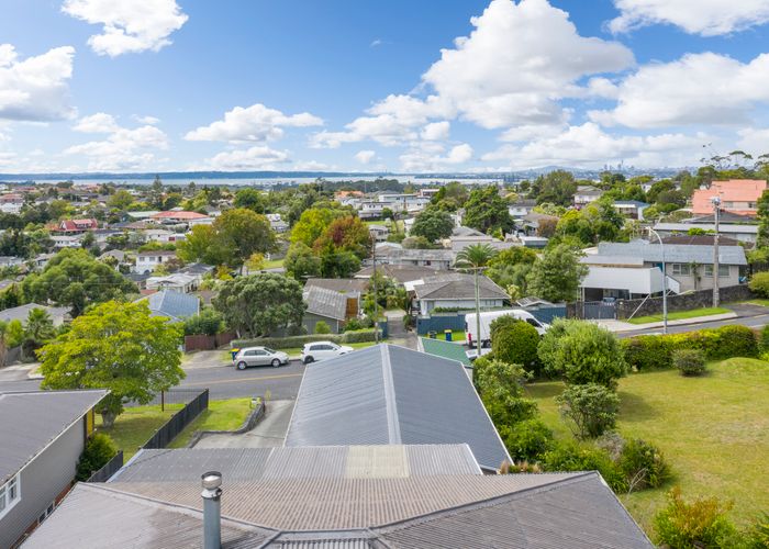  at 101 Awaroa Road, Sunnyvale, Auckland