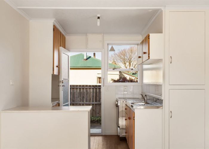  at 2/27 Percy Street, Phillipstown, Christchurch