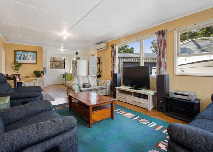  at 14 Princes Street, Tahawai, Katikati