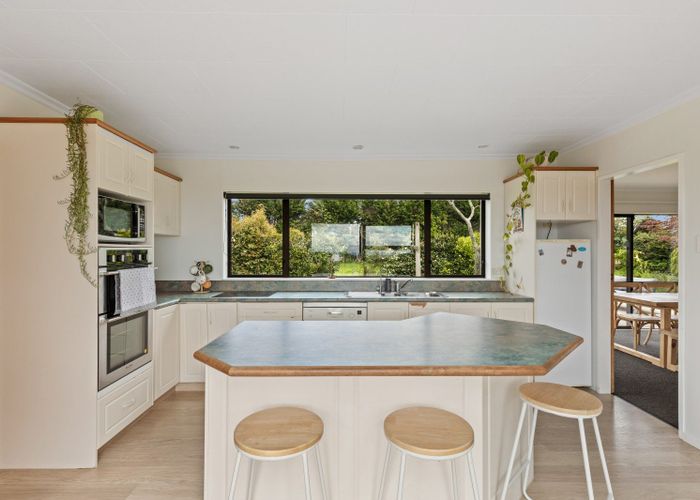  at 805 Richmond Road, Lepperton, New Plymouth