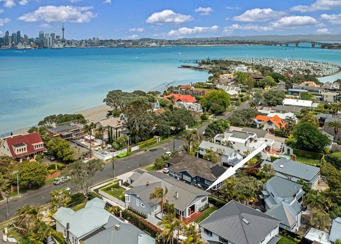  at 24 Norwood Road, Bayswater, North Shore City, Auckland