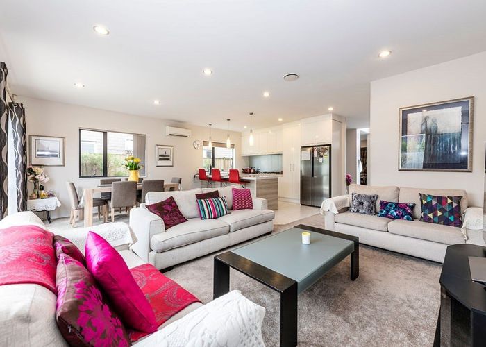  at 16 Ballindrait Drive, Flat Bush, Auckland