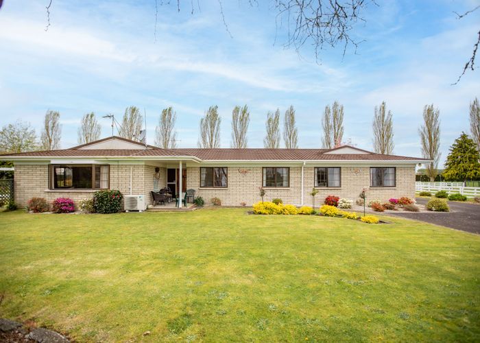  at 976 State Highway 26, Eureka, Hamilton