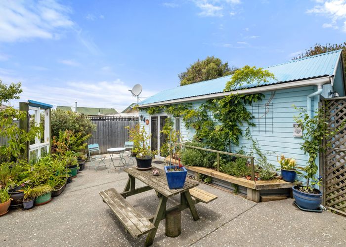  at 1/52 Sheldon Street, Woolston, Christchurch