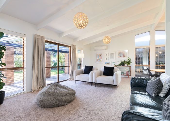  at 8 Ewan Place, Taradale, Napier