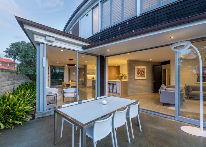  at 33A Stanley Point Road, Stanley Point, Auckland