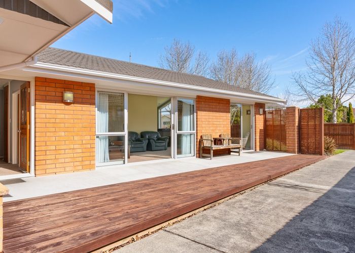  at 61 Karnak Crescent, Russley, Christchurch