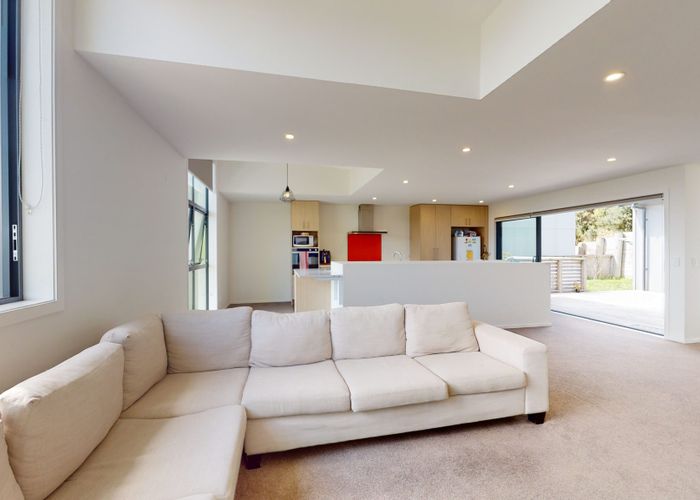  at 35 Red Beech Avenue, Woodridge, Wellington, Wellington