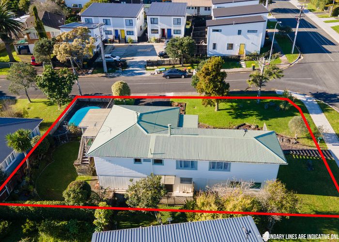  at 18 Lavelle Road, Henderson, Henderson, Waitakere City, Auckland