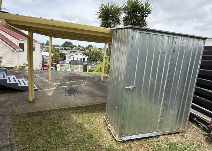  at 9 Justin Place, Te Atatu Peninsula, Waitakere City, Auckland