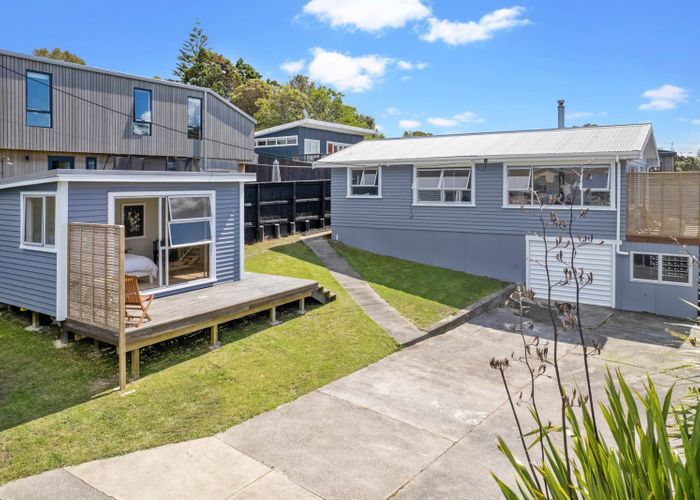  at 44 D'Oyly Drive, Stanmore Bay, Whangaparaoa