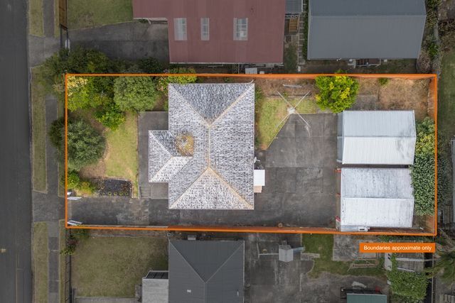  at 5 Nicola Place, Mangere, Manukau City, Auckland