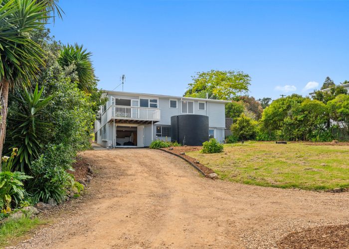  at 142 Ocean View Road, Oneroa, Waiheke Island, Auckland
