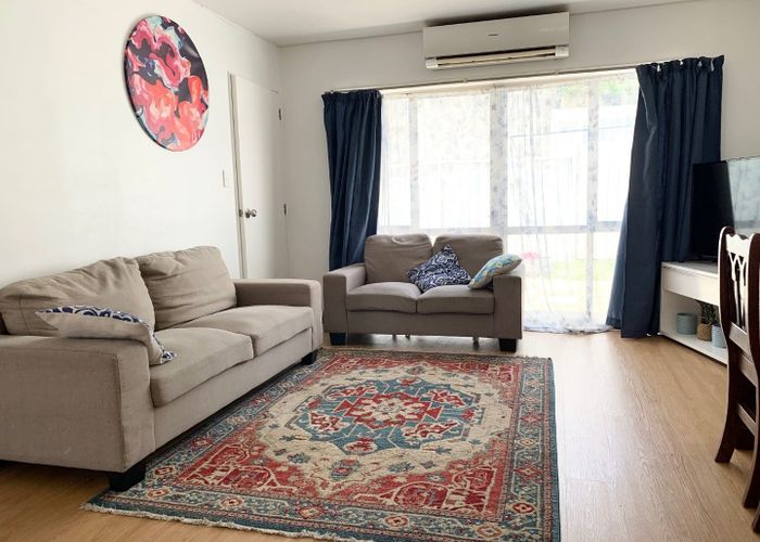 at 7/4 Ambrico Place, New Lynn, Auckland