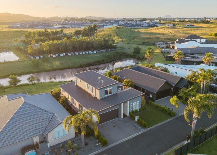  at 8 Celmisia Retreat, Papamoa Beach, Tauranga, Bay Of Plenty