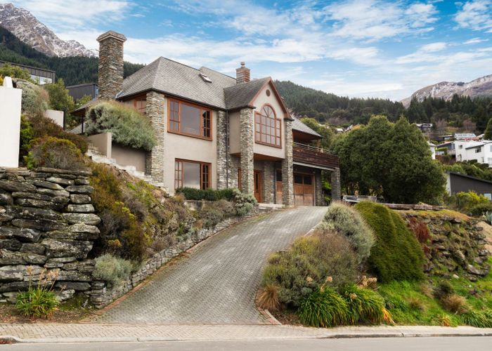  at 8 Aspen Grove, Fernhill, Queenstown