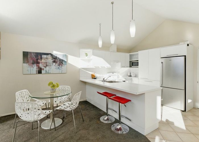  at 2/7 Glenys Place, Broomfield, Christchurch City, Canterbury