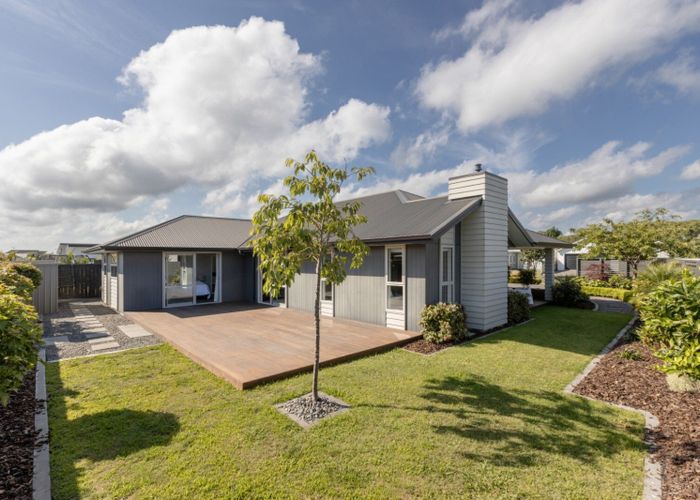  at 34 Awatira Drive, Papamoa Beach, Papamoa