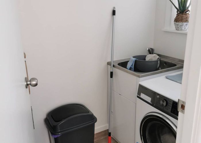  at 1/65 Hamlin Road, Mount Wellington, Auckland City, Auckland