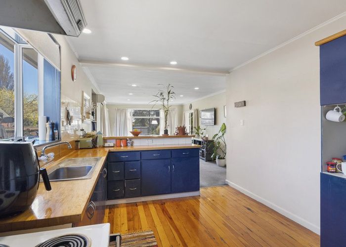  at 1/129 Vagues Road, Northcote, Christchurch