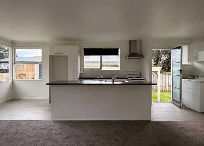  at 91 Coronation Rd, Mangere Bridge, Manukau City, Auckland