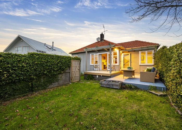  at 13 Tahapa Crescent, Meadowbank, Auckland