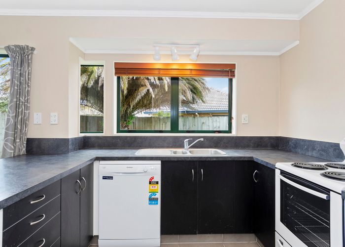  at 15 Romana Crescent, Papamoa Beach, Papamoa