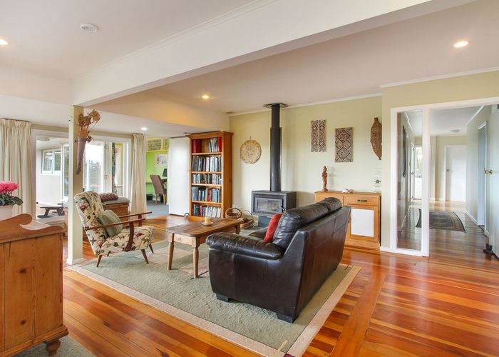  at 14 Jack Barry Road, Waitoki, Albany