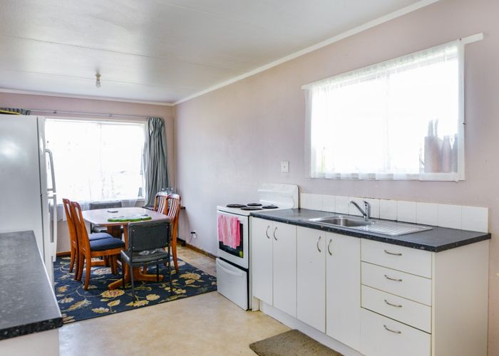  at 612 Kiwi Street, Camberley, Hastings
