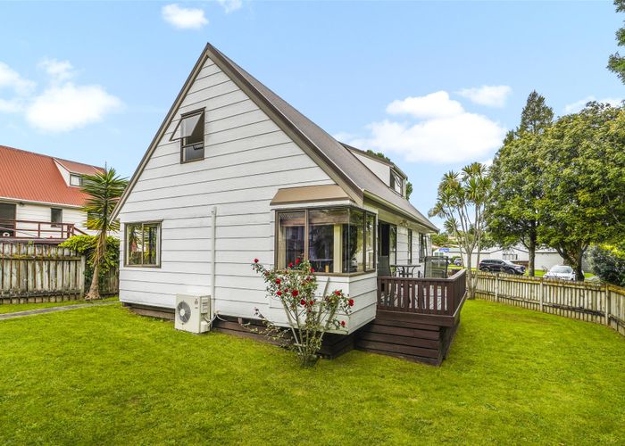  at 11 Caulfield Place, Nawton, Hamilton