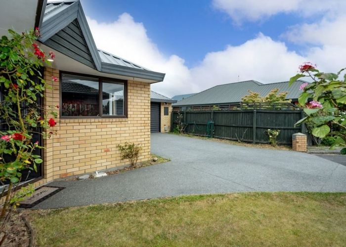  at 33A Cardigan Bay Place, Addington, Christchurch City, Canterbury