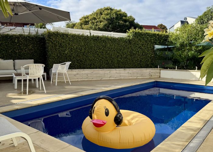  at 41 Porritt Avenue, Chatswood, North Shore City, Auckland