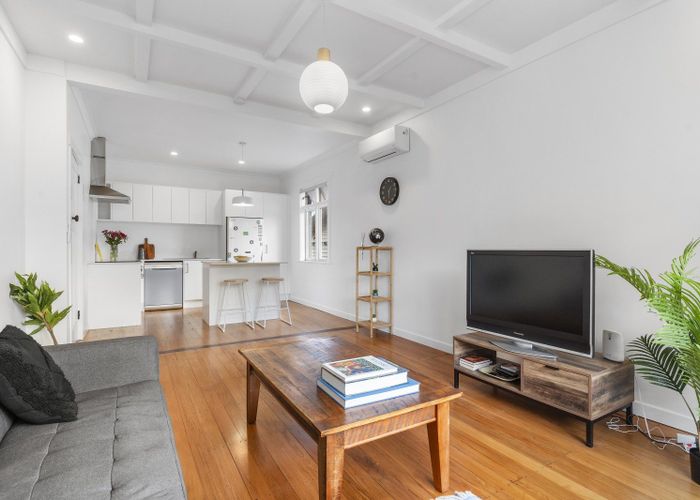  at 16 Chalmers Street, Avondale, Auckland