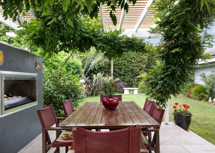  at 21 Hollywood Avenue, Royal Oak, Auckland