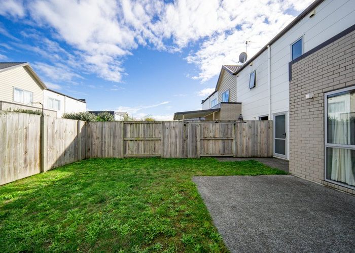  at 6 Anna Jean Crescent, Flagstaff, Hamilton