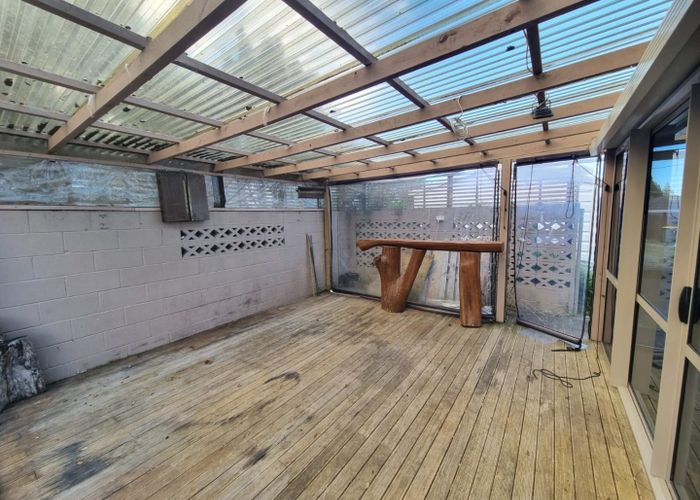  at 11 Matipo Road, Te Atatu Peninsula, Waitakere City, Auckland