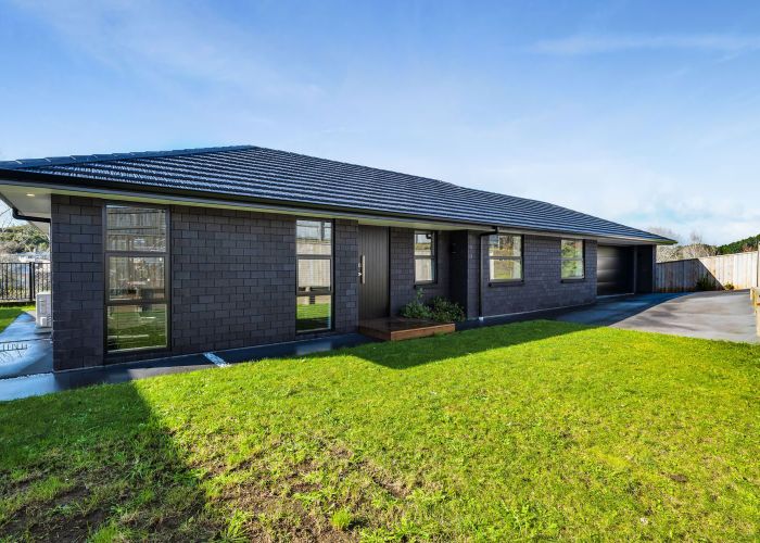  at 6 Mangaotuku Lane, Whalers Gate, New Plymouth