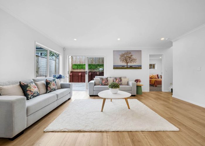  at 27E Greenhill Crescent, Pakuranga Heights, Manukau City, Auckland