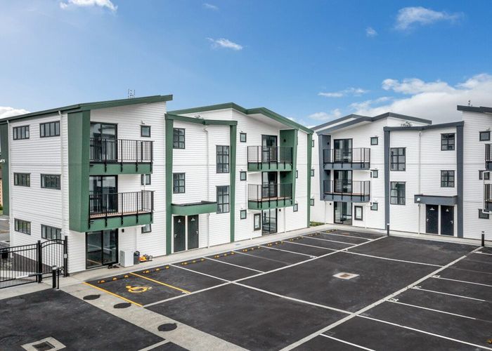  at 169 Chapel Road, Flat Bush, Manukau City, Auckland