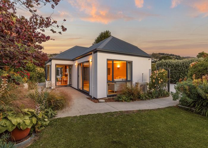  at 9 Karen Lane, Beckenham, Christchurch City, Canterbury