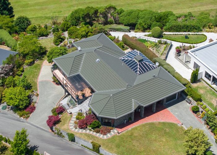  at 27 Pine Hill Rise, Fairhall, Marlborough, Marlborough