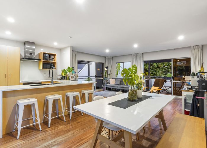  at 8/33 School Road, Kingsland, Auckland City, Auckland