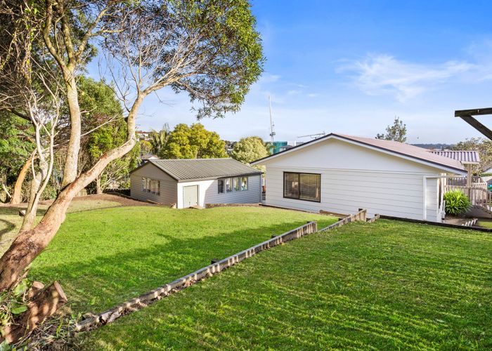  at 17 Mallard Place, Unsworth Heights, Auckland