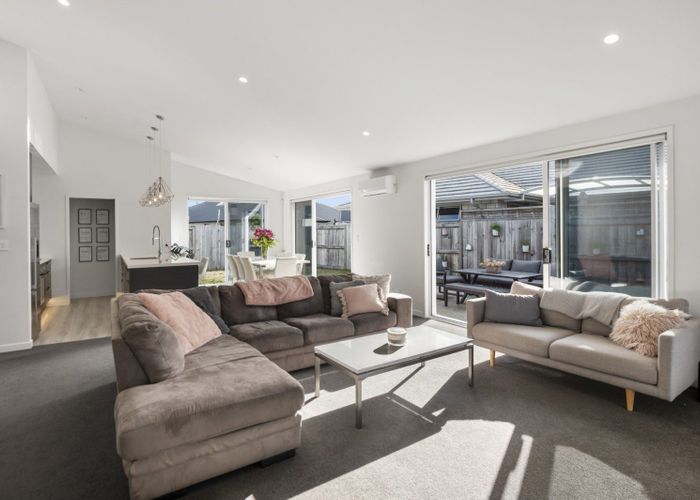  at 12 Kahuparere Crescent, Pyes Pa, Tauranga