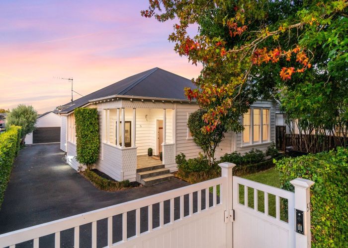  at 51 Wheturangi Road, Greenlane, Auckland City, Auckland