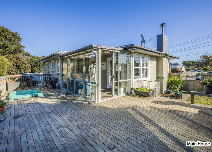  at 8 Orere Point Road, Papakura